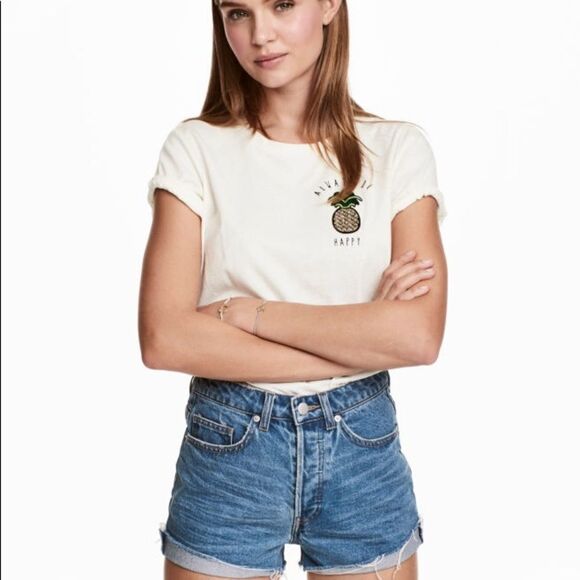 ✨ Short High Waist Shorts✨ - Picture 1 of 10